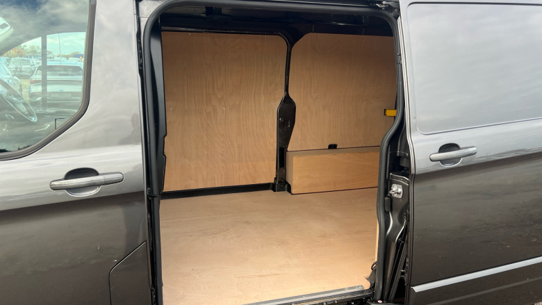 Ford Transit Custom 320 L1 Diesel Fwd 2.0 EcoBlue 170ps High Roof Limited Van